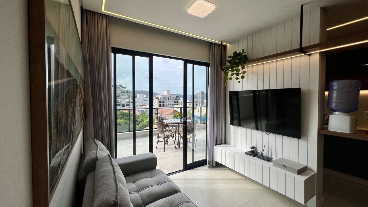 Apartamento para aluguel de temporada em Bombinhas (Canto Grande)