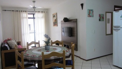 GRAN PISO DE 2 HABITACIONES EN EL CENTRO INGLESES