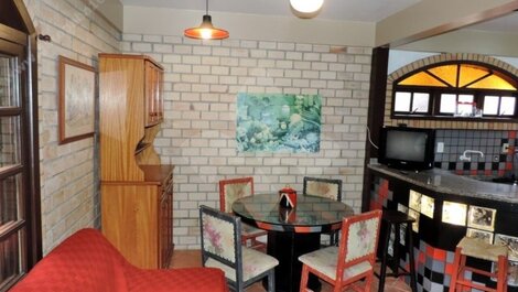 Casa para hasta 10 personas en el Centro de Garopaba/SC