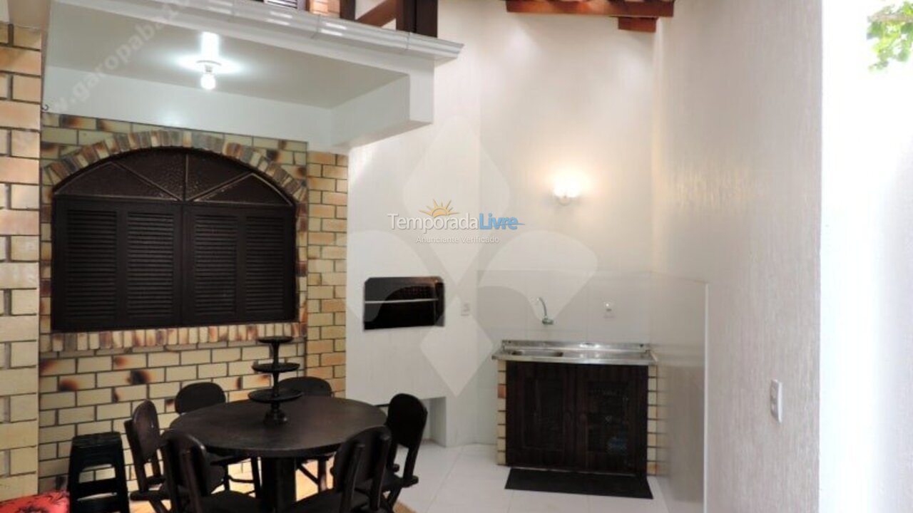 Casa para alquiler de vacaciones em Garopaba (Centro)