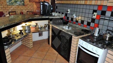 Casa para hasta 10 personas en el Centro de Garopaba/SC