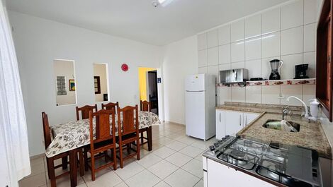 CASA ATÉ 10 PESSOAS AR CONDICIONADO WIFI UBATUBA - ENSEADA