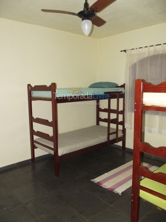 Casa para aluguel de temporada em Ubatuba (Lagoinha)