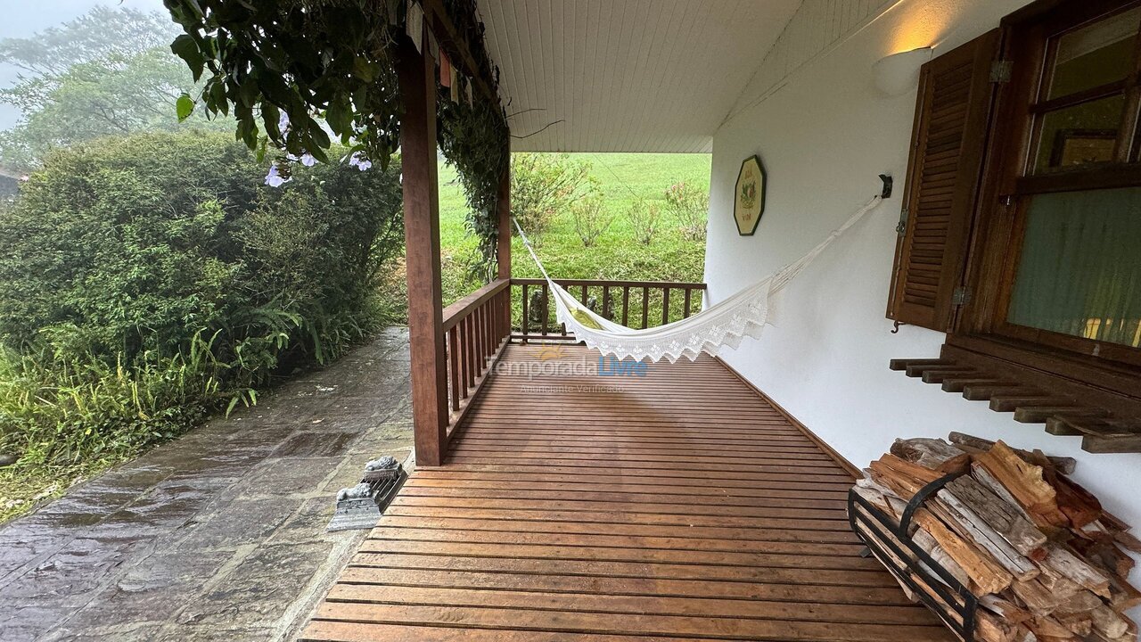 Casa para aluguel de temporada em Bananal (Serra da Bocaina)