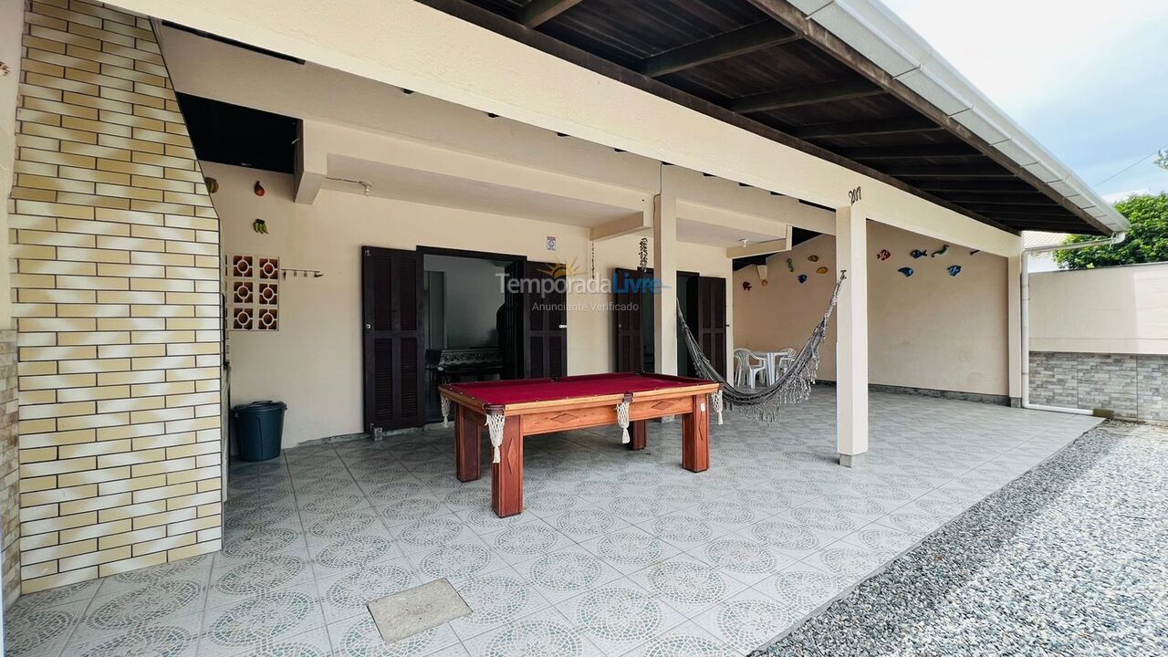 Casa para alquiler de vacaciones em Bombinhas (Canto Grande)