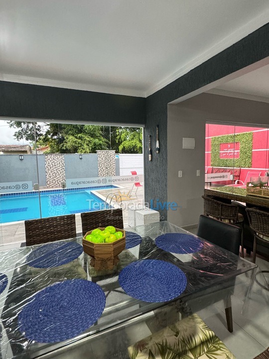 Casa para aluguel de temporada em Caraguatatuba (Massaguaçu)