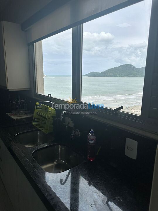 Apartamento para aluguel de temporada em Balneário Camboriú (Praia Central)