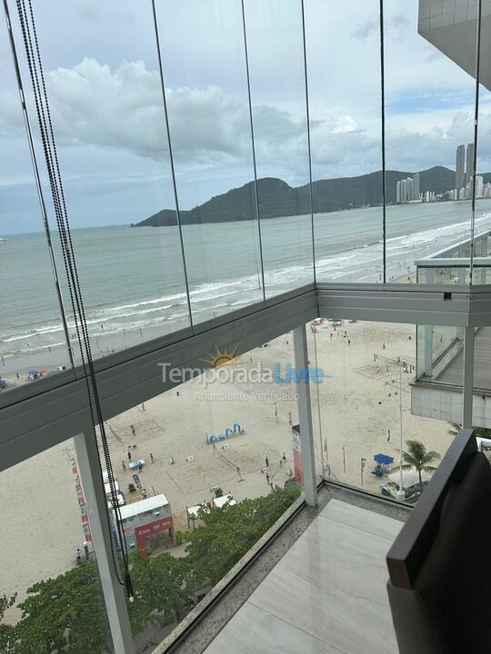 Apartamento para aluguel de temporada em Balneário Camboriú (Praia Central)
