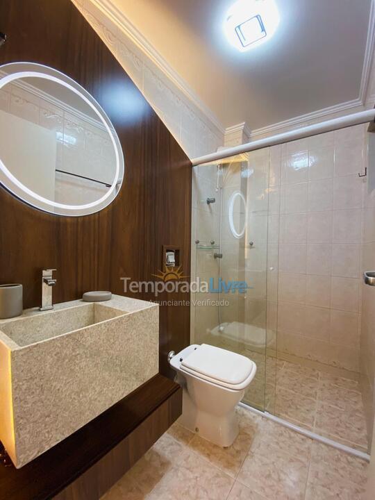 Apartamento para alquiler de vacaciones em Itapema (Meia Praia)