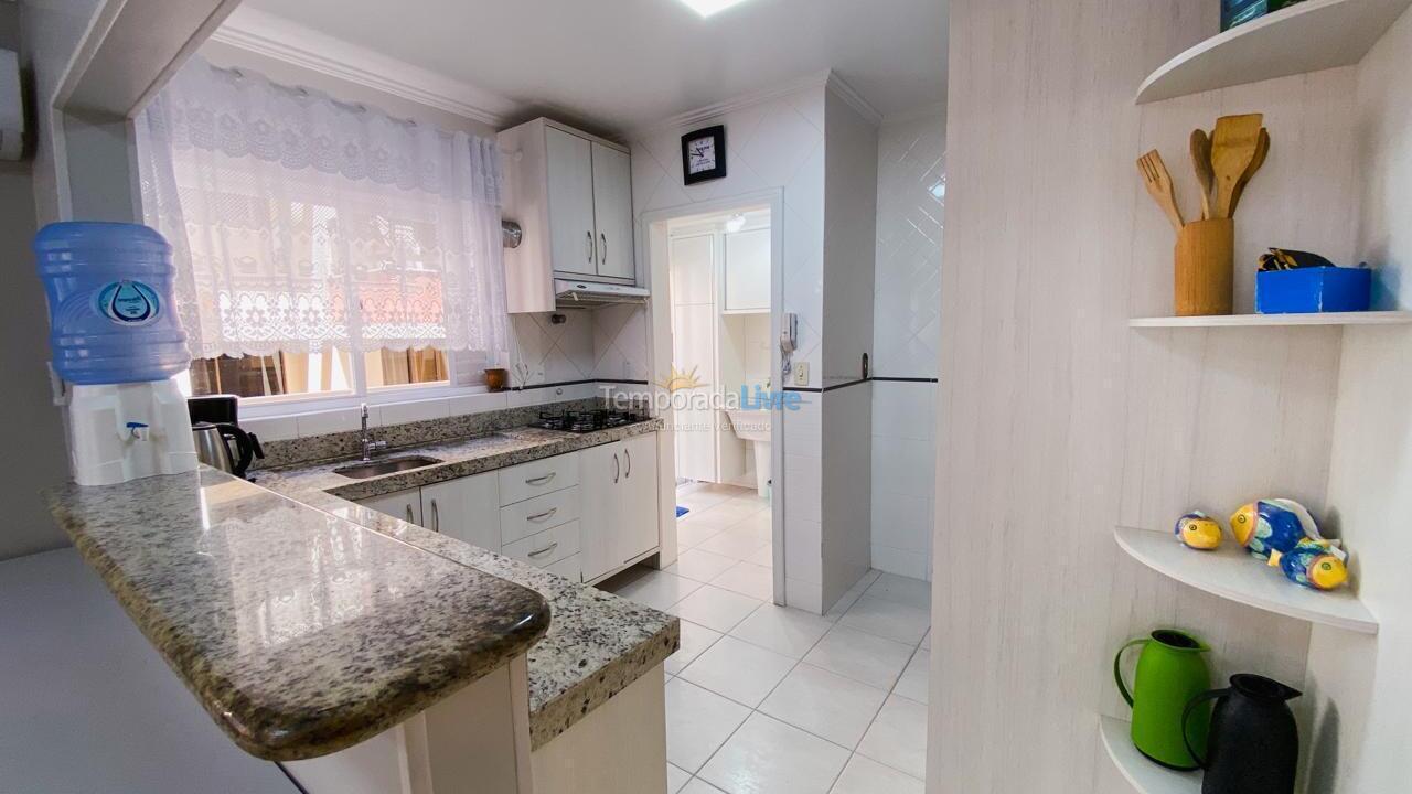 Apartamento para alquiler de vacaciones em Itapema (Meia Praia)