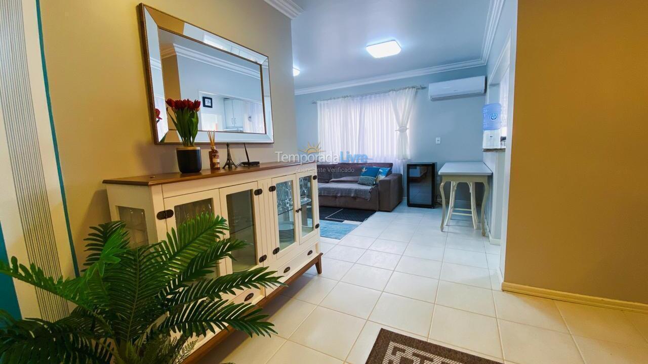 Apartamento para alquiler de vacaciones em Itapema (Meia Praia)