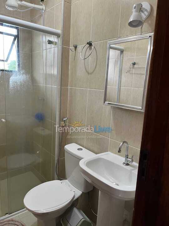 Apartamento para aluguel de temporada em Ubatuba (Praia das Toninhas)