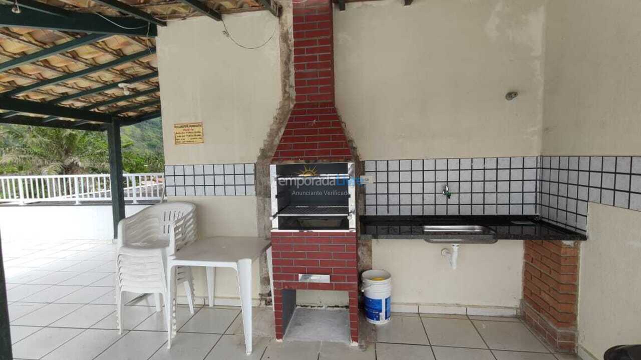 Apartamento para aluguel de temporada em Ubatuba (Praia das Toninhas)