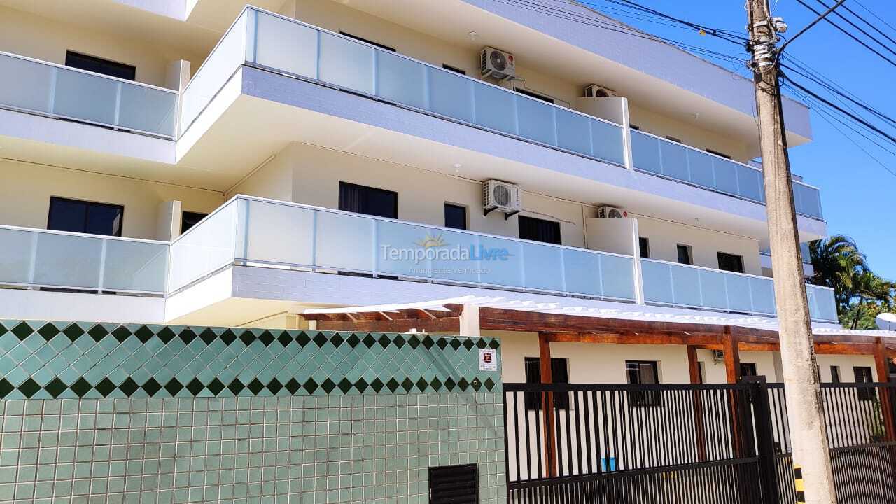 Apartamento para aluguel de temporada em Ubatuba (Praia das Toninhas)