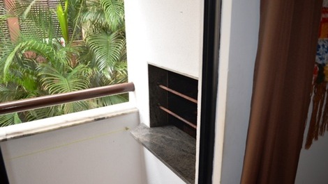 Apartamento Centro Comercial Ingleses a 50 metros de la playa.