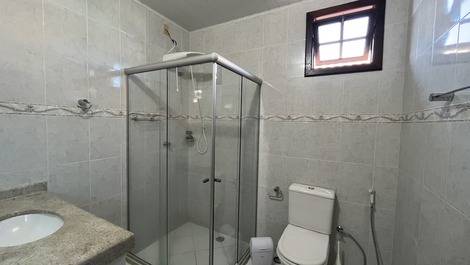 House 200 m from the beach 8 km from Guarajuba