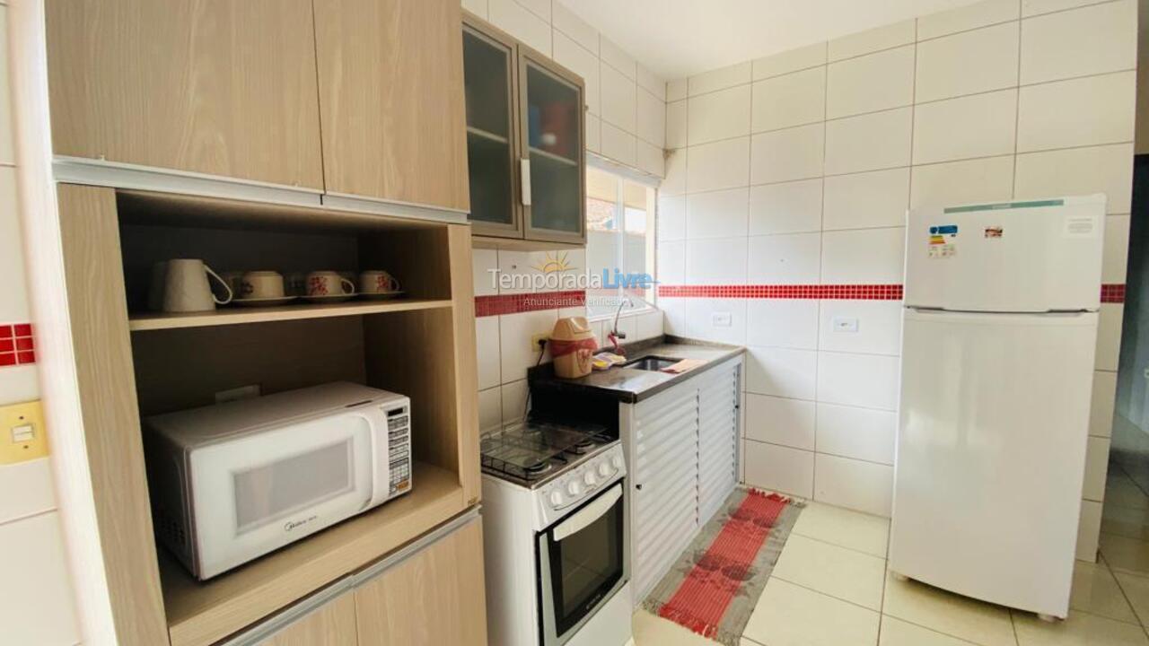 Casa para aluguel de temporada em Bertioga (Boraceia)