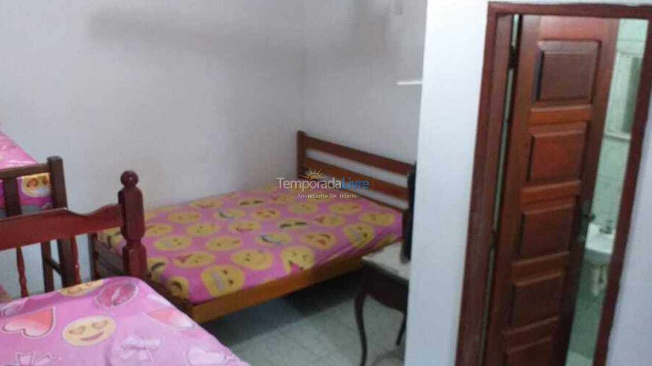 Casa para aluguel de temporada em Cabo Frio (Praia do Forte)