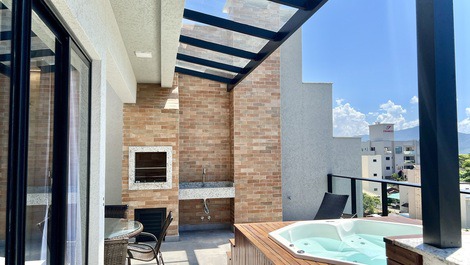 PENTHOUSE 50 METERS FROM THE BEACH