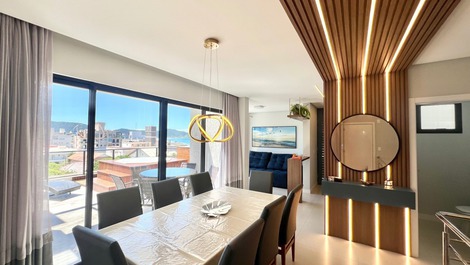 PENTHOUSE 50 METERS FROM THE BEACH