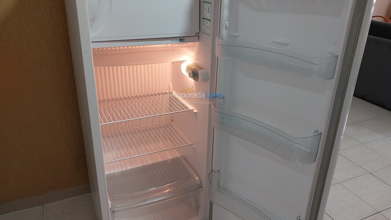 Apartamento para aluguel de temporada em Guarujá (Pitangueiras)