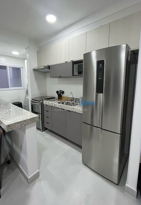 Apartamento para aluguel de temporada em Ubatuba (Praia Grande)