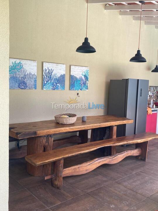 Casa para aluguel de temporada em Caraguatatuba (Porto Novo)