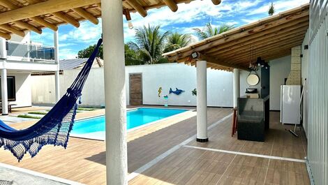 House with 5 suites with pool, 1300m from the beach