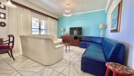 Sala de estar e televisão