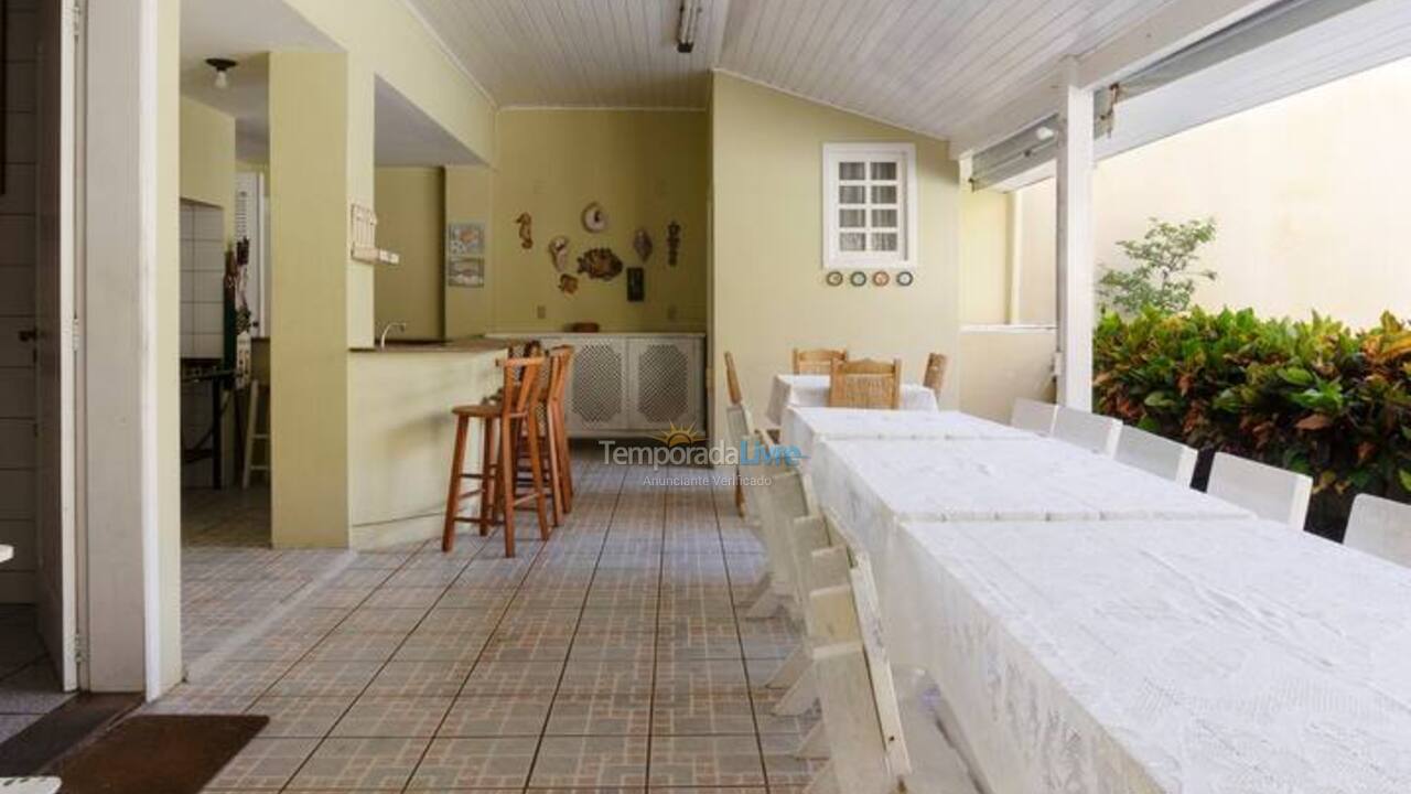 House for vacation rental in Itajaí (Cabeçudas)