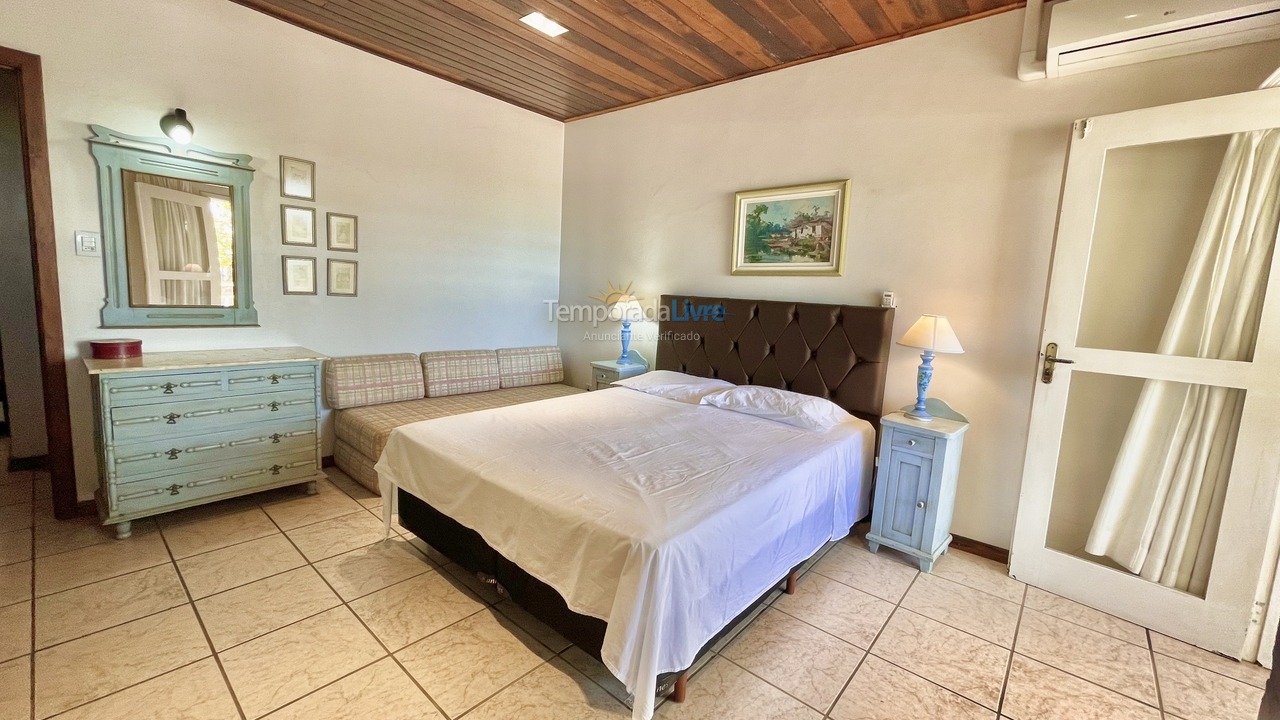 House for vacation rental in Itajaí (Cabeçudas)