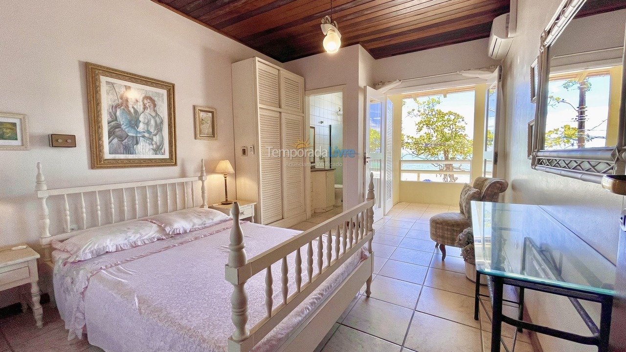 House for vacation rental in Itajaí (Cabeçudas)