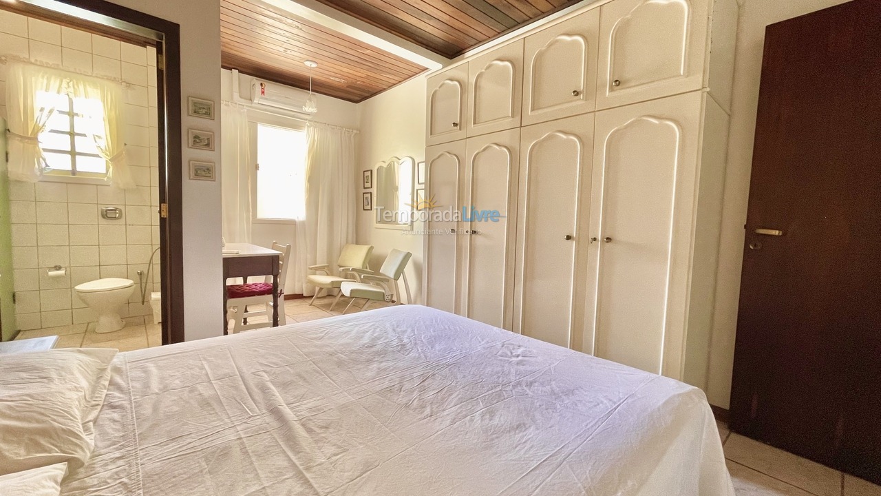 House for vacation rental in Itajaí (Cabeçudas)