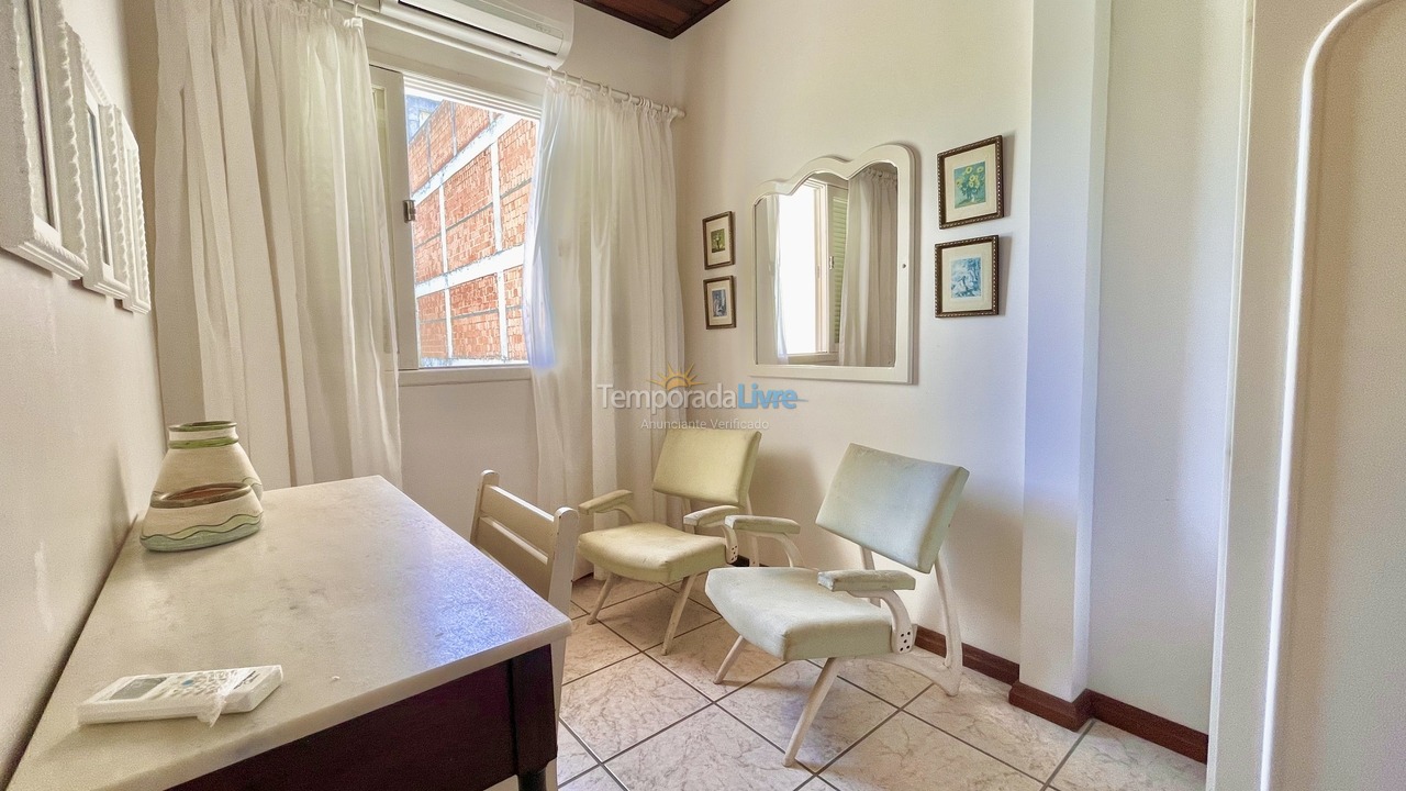 House for vacation rental in Itajaí (Cabeçudas)