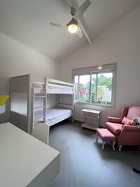 CASA PRAIA DA BALEIA EN UNO DE LOS MEJORES CONDOMINIOS