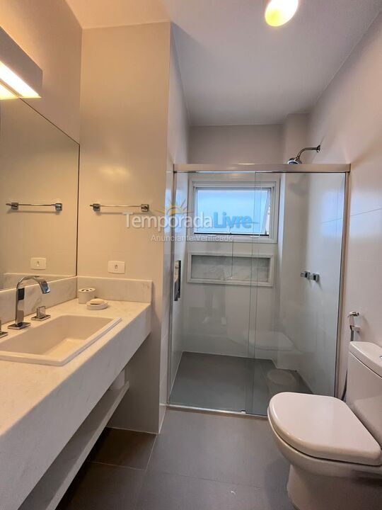 Casa para alquiler de vacaciones em São Sebastião (Praia da Baleia)