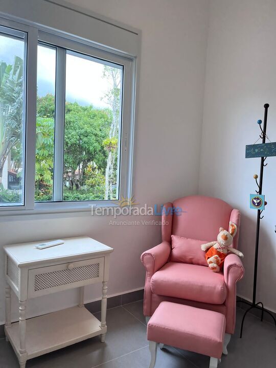 Casa para alquiler de vacaciones em São Sebastião (Praia da Baleia)