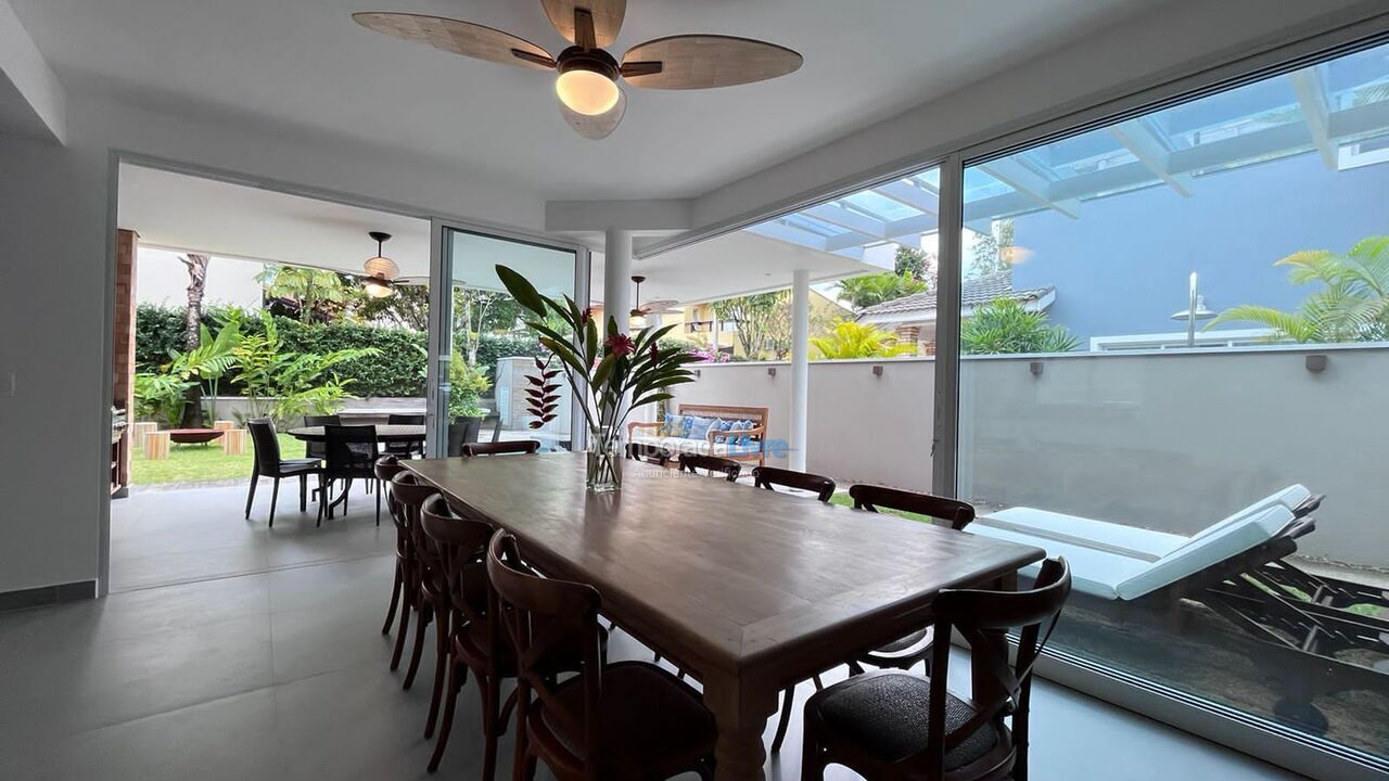 Casa para alquiler de vacaciones em São Sebastião (Praia da Baleia)