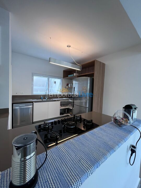 Casa para alquiler de vacaciones em São Sebastião (Praia da Baleia)