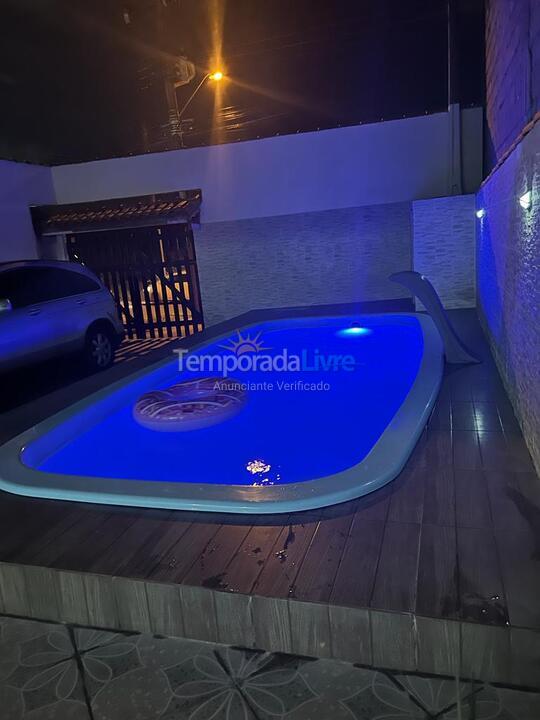 Casa para aluguel de temporada em Itanhaém (Jd Regina)