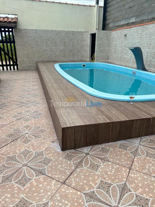 Casa para aluguel de temporada em Itanhaém (Jd Regina)