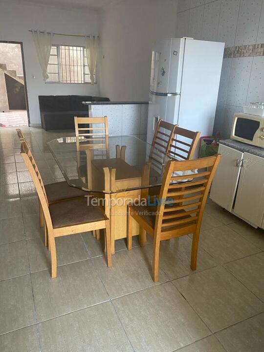 Casa para aluguel de temporada em Itanhaém (Jd Regina)