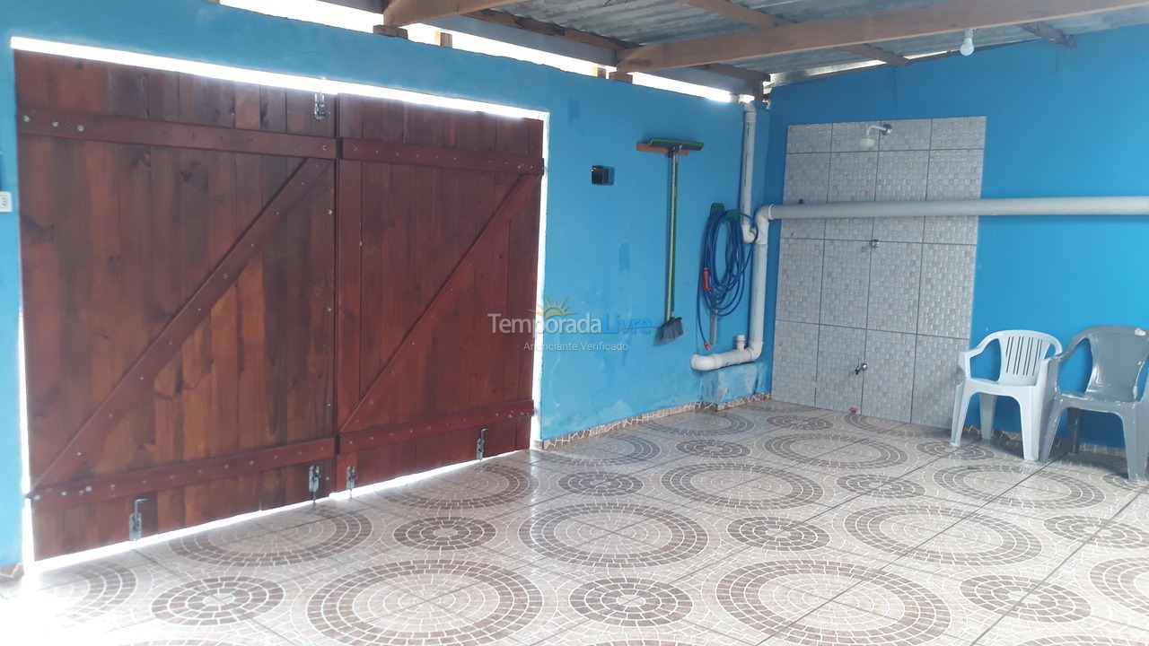 Casa para alquiler de vacaciones em Peruíbe (Centro)