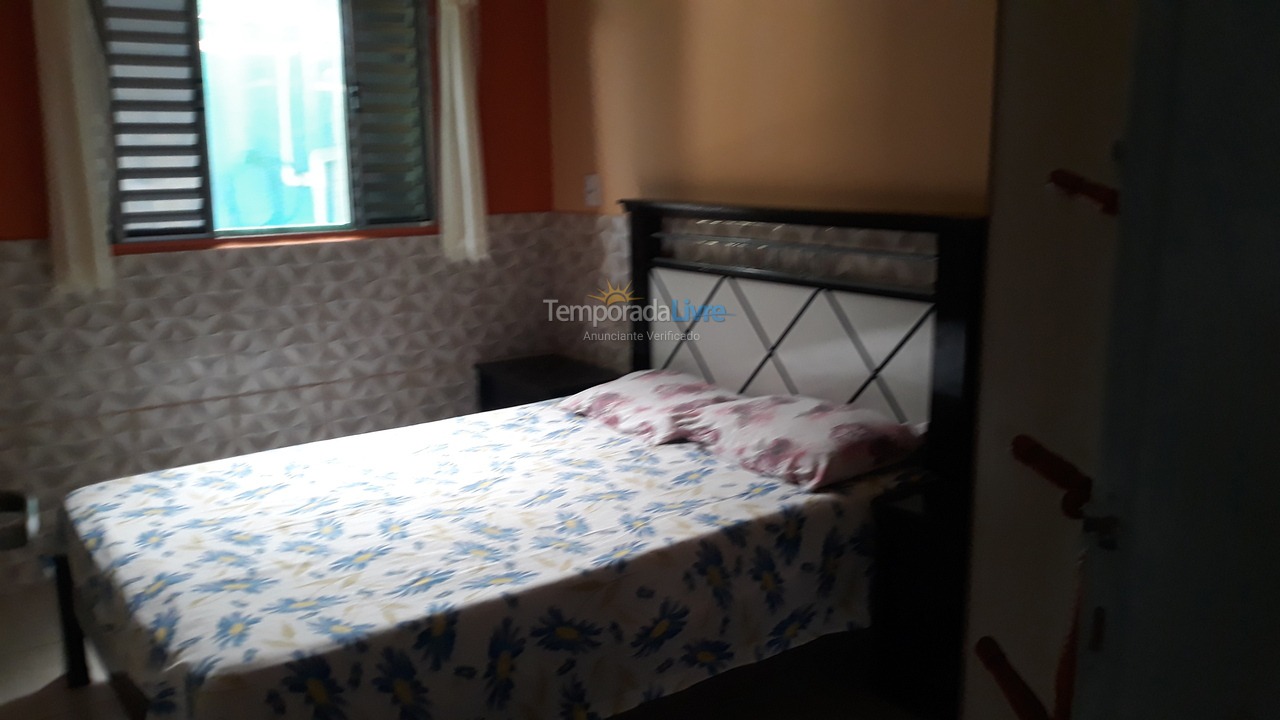 Casa para alquiler de vacaciones em Peruíbe (Centro)