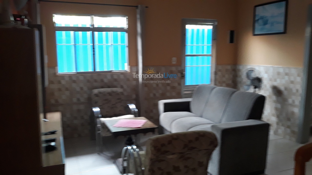 Casa para alquiler de vacaciones em Peruíbe (Centro)