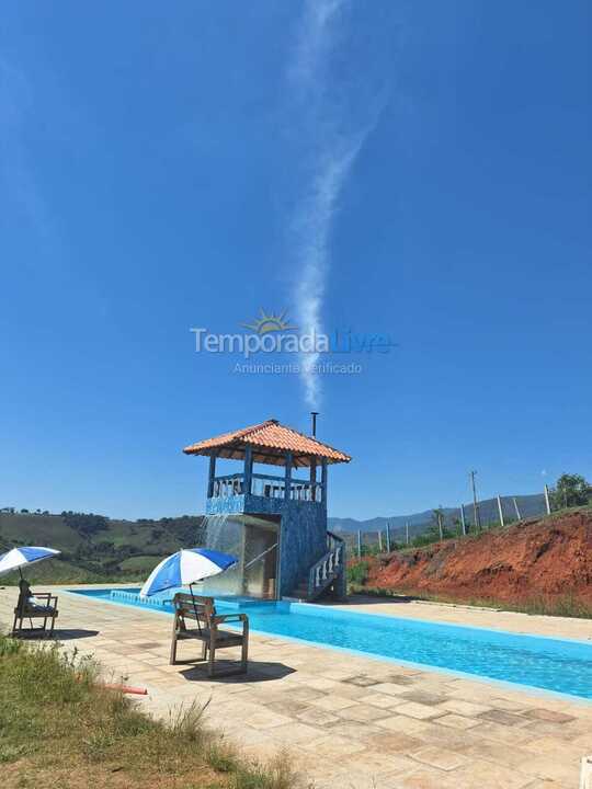 Chácara / sítio para aluguel de temporada em Pouso Alto (Coura)