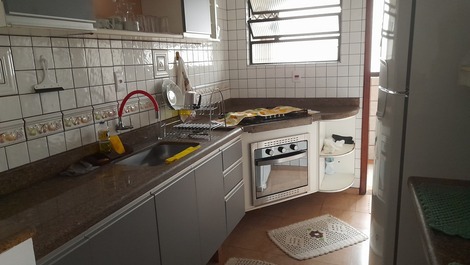 ¡Ven a disfrutar de la playa en un apartamento a sólo unos pasos!