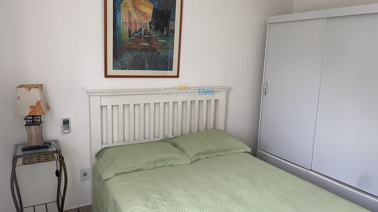 Apartment for vacation rental in Guarujá (Enseada)