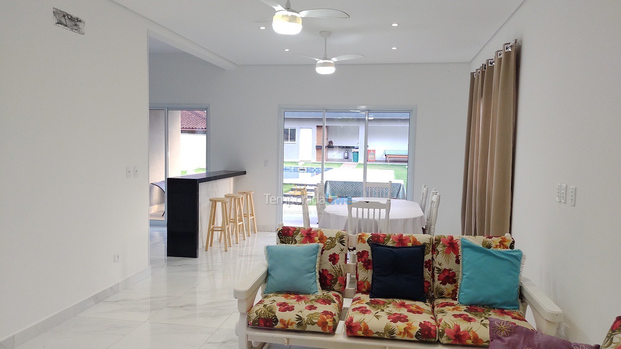 House for vacation rental in Bertioga (Condominio Morada da Praia)