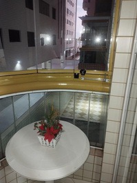 Apartment available for weekends and season - Praia Grande /SP